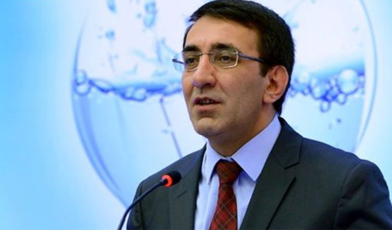'Türkiye pozitif yönde ayrışmalı'